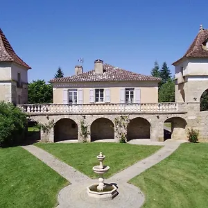 Domaine De Monplaisir Couette-café