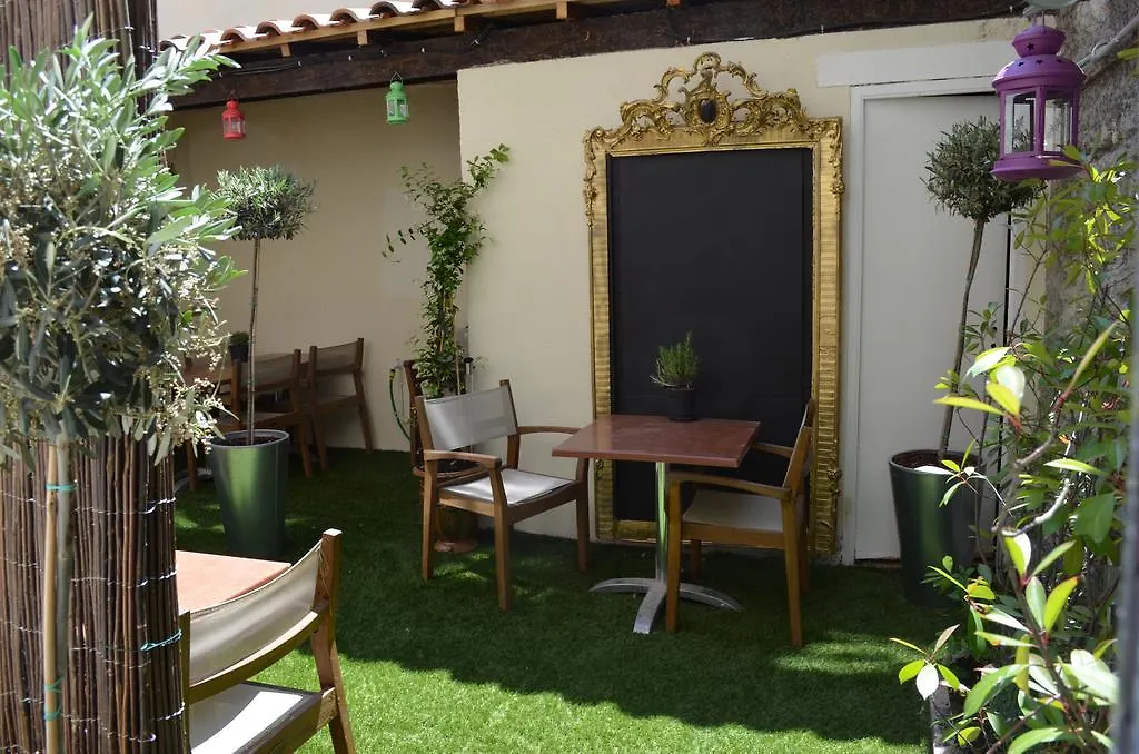 Hotel Les Corps Saints Avignon