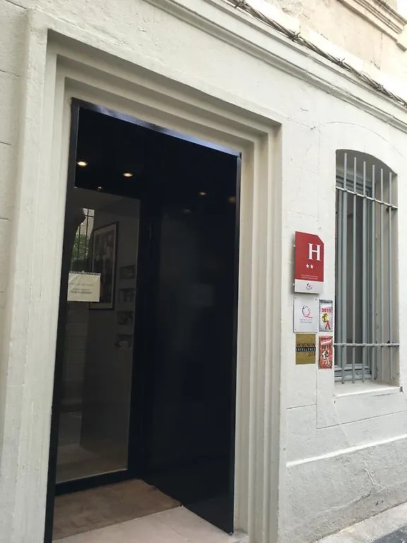 **  Hotel Les Corps Saints Avignon Frankrijk