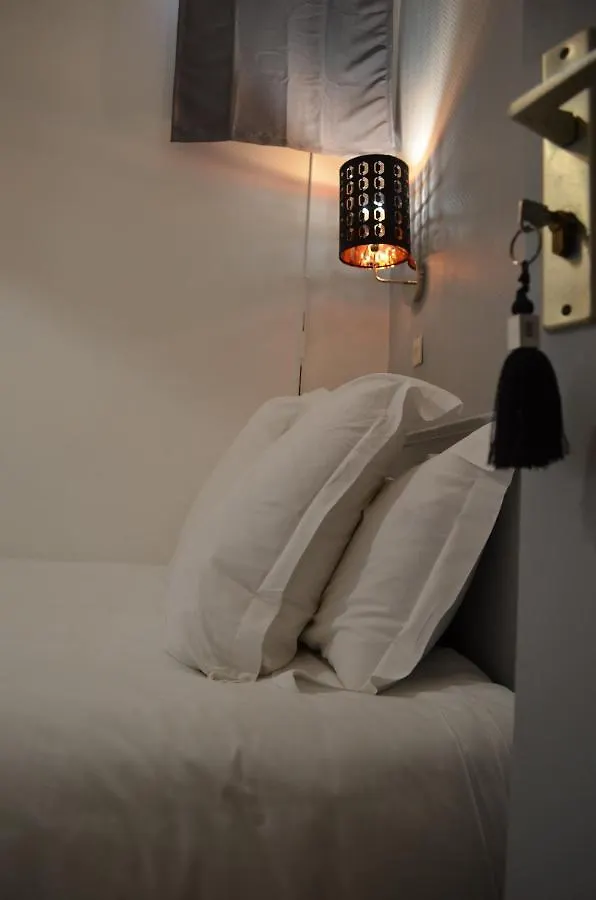 Hotel Les Corps Saints Avignon