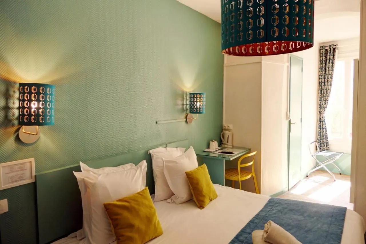 Hotel Les Corps Saints Avignon